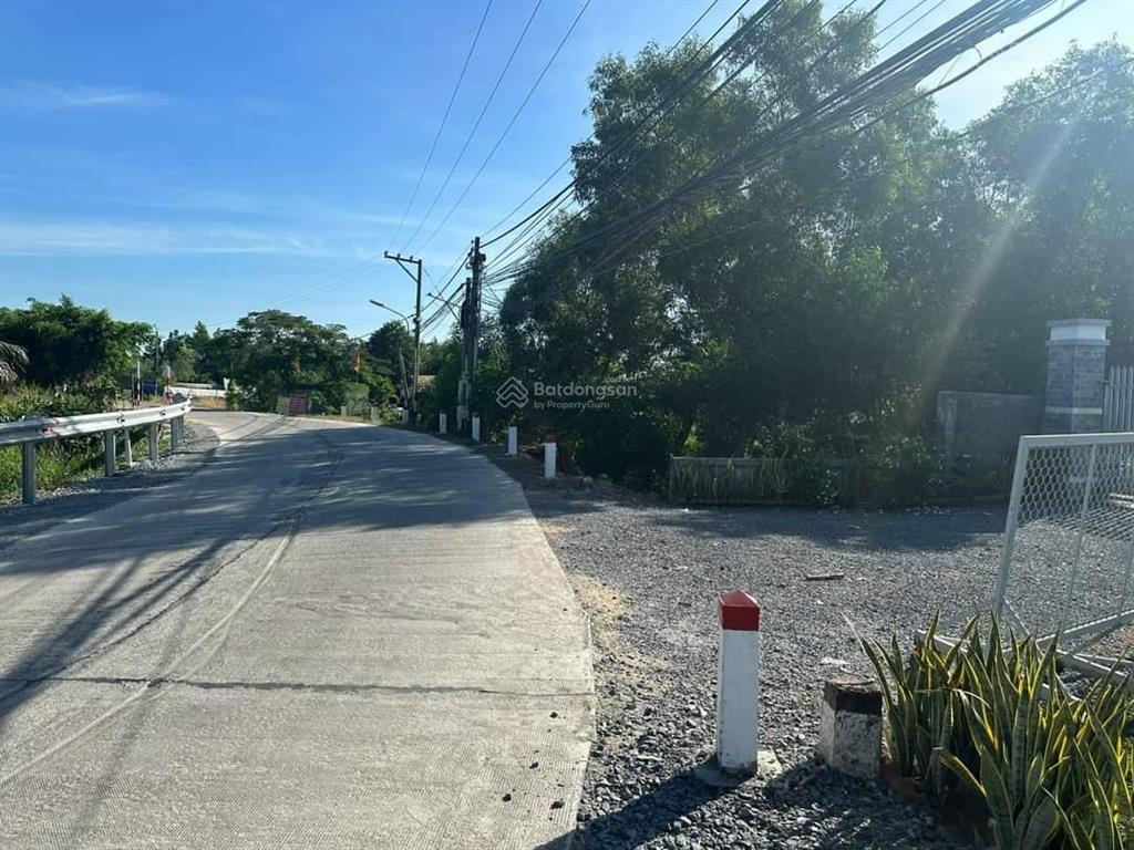 Kẹt tiền trả nh cần bán lô góc 2 mt phan văn đáng, cách q2 2km. 2500m2 qh ont. giá thương lượng