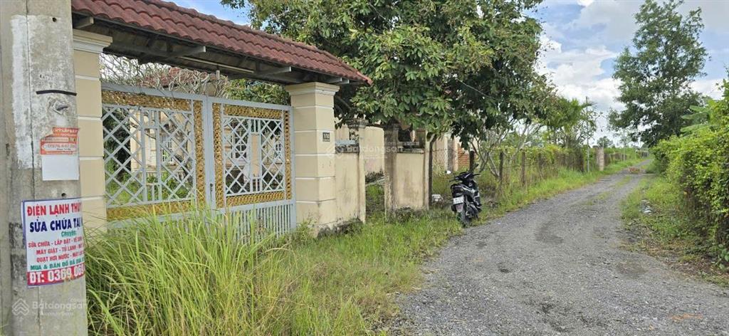 Lô vip 1.788m2 sẵn thổ, đường 6m, khu biệt thự. ngay nút giao vành đai 3  cao tốc. giá 3.5tr/m2