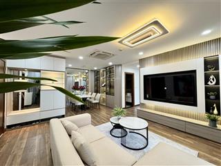 Bán căn hộ 3 phòng ngủ 110m2 full nội thất như ảnh, ban công đông nam tại goldmark city