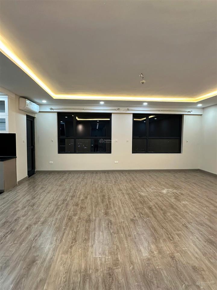 Em bán căn hộ 4 phòng ngủ hướng mát chỉ nhỉnh 11 tỷ giá cực tốt tại goldmark city ( duy nhất 1 căn)