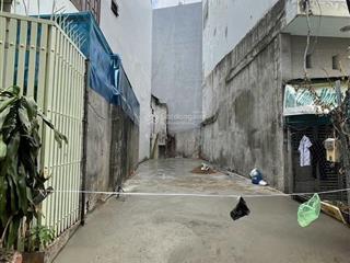 Hẻm 10m ngay etown cộng hòa  77m2 ngang 4.3m nở hậu.