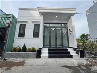 Kẹt tiền gấp nhà mới đẹp 6x18m, 3pn, giá thỏa thuận, hẻm 4m huỳnh tấn phát, quận 7