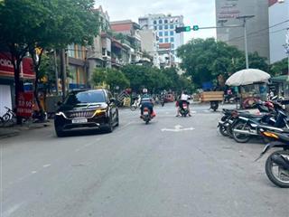 Cực hiếm! mặt tiền 5,5m ngô thì nhậm, hà đông.
dt 60m2, giá 17,4 tỷ.
