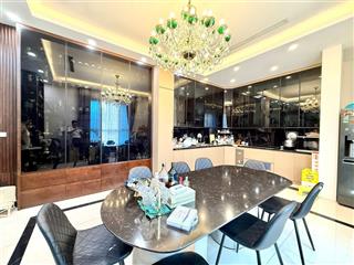 Bán nhà làng việt kiều châu âu, nguyễn văn lộc, hà đông. 85m2, mt 5,6m, giá 24 tỷ. 2 thoáng.