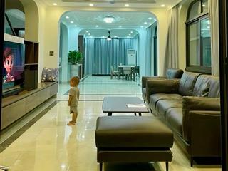 Giảm chào 3 tỷ, cần bán nhanh.
60m2, mt 5,5m, 16,5 tỷ tại ngô thì nhậm, hà đông.