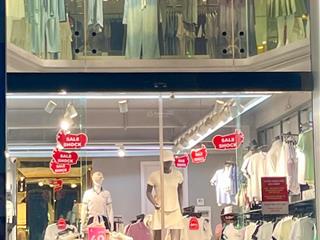 Bán nhà mặt phố lê lợi, hà đông. 60m2, 4 tầng, 18,5 tỷ. phân lô, kinh doanh, vỉa hè rộng