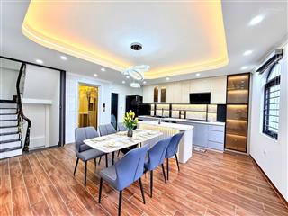 Bán tòa văn phòng phố nguyễn viết xuân, hà đông. dt 95m2, 8 tầng, giá 36 tỷ. 2 mặt thoáng.