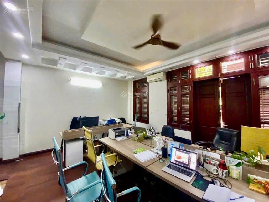 Mặt phố chính kd bạch thái bưởi, văn quán, hà đông. dt 85m2, 5 tầng, giá 20 tỷ. thang máy