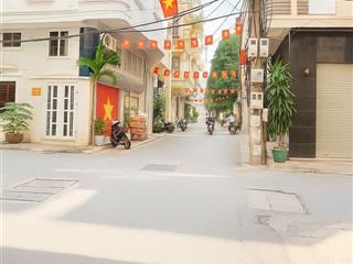 Bán nhà lô góc phố liễu giai, 75m 7t mt6.6m, thang máy, ô tô tránh, kinh doanh, hiếm nhà bán