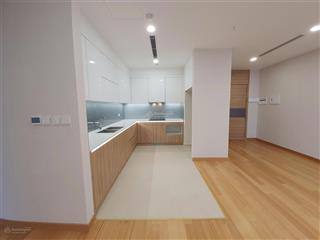 Chuyển nhượng toà building nguy nga vip nhất mặt phố nguyễn hoàng hà nội