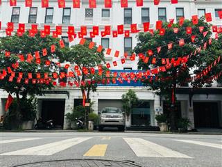 Bán liền kề belleville nguyễn chánh  mạc thái tổ. 120m2 5 tầng. mt 6m. 62.8 tỷ.  0979 913 ***