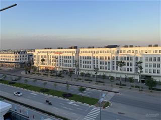 Bán suất ngoại giao mặt đường 60m. 200m. mt 10m. 6 tầng + hầm.  0979 913 ***