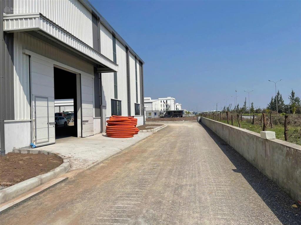 Cho thuê xưởng 4400m2 kcn nam đình vũ, hải phòng có pccc tự động