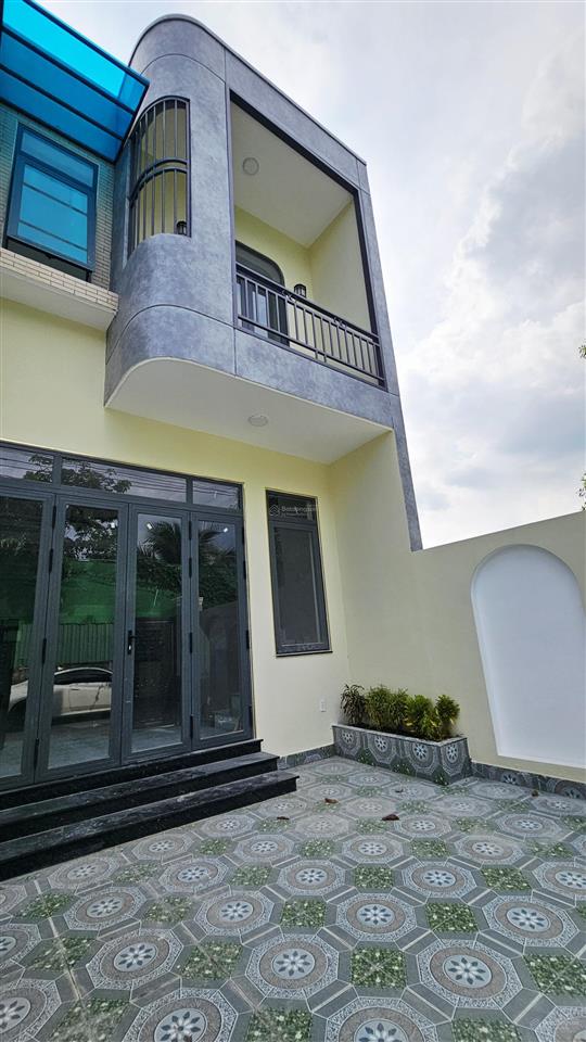 Bán nhà mặt tiền đx66 định hòa chỉ 3ty190 3 phòng ngủ