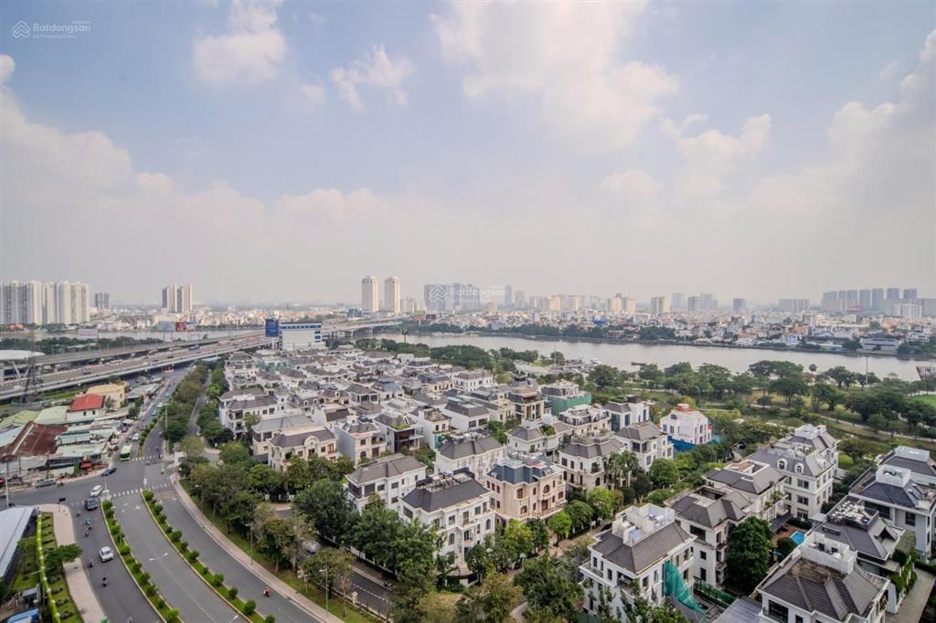 Bán nhanh căn hộ 4pn tòa landmark 81 (lm81.11.11) đã có sổ hồng giá bán 40 tỷ, diện tích 144m2