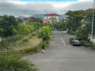 Bán đất đa mặn đông 1  dt 78m ngang 6m đối diện công viên, phía sau có khoảng dư 3m ngoài sổ
