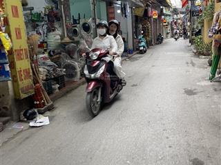 Tôi chính chủ bán gấp ccmn mỹ đình 54m2, mt 4m, 9 p khép kín, ngõ 3,2m, thông, gần phố. giá 13 tỷ
