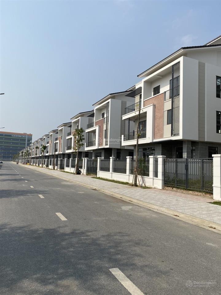 Bán biệt thự centa riverside, 12,3 tỷ, 180m2, hàng hiếm vsip, từ sơn, bắc ninh