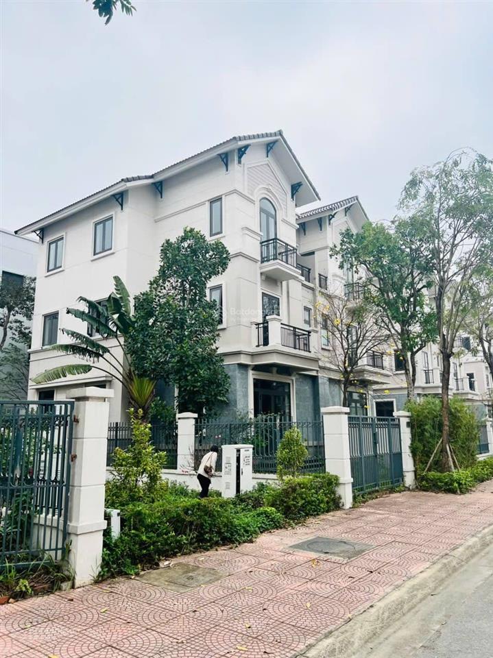 Bán bt tại centa riverside, 10,6 tỷ, 180m2, từ sơn, bắc ninh