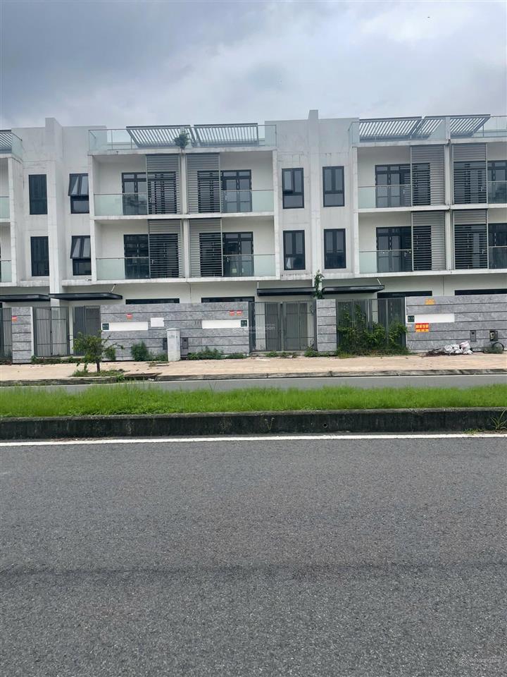 Bán nhà phố mặt tiền vũ tông phan, p. an phú, tp. thủ đức, 7.5x21m, nhà thô, giá 55 tỷ tl