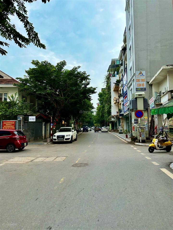 Cần bán nhà mặt ngõ phố võng thị, q. tây hồ. dt sổ 55m2 x 6t, mt 5m. đường ôtô tránh  cách mp 30m
