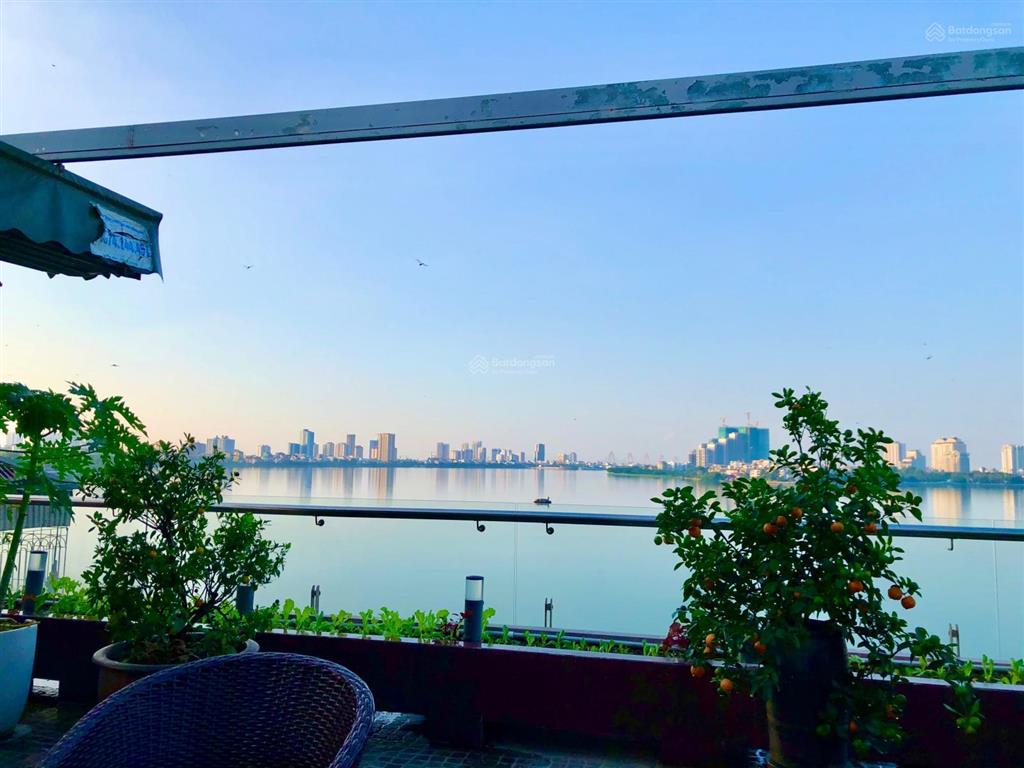 Cần bán nhà mặt phố nguyễn đình thi, tây hồ. dt sổ đỏ 230m2 x mt 12m. vị trí nằm đoạn giữa phố