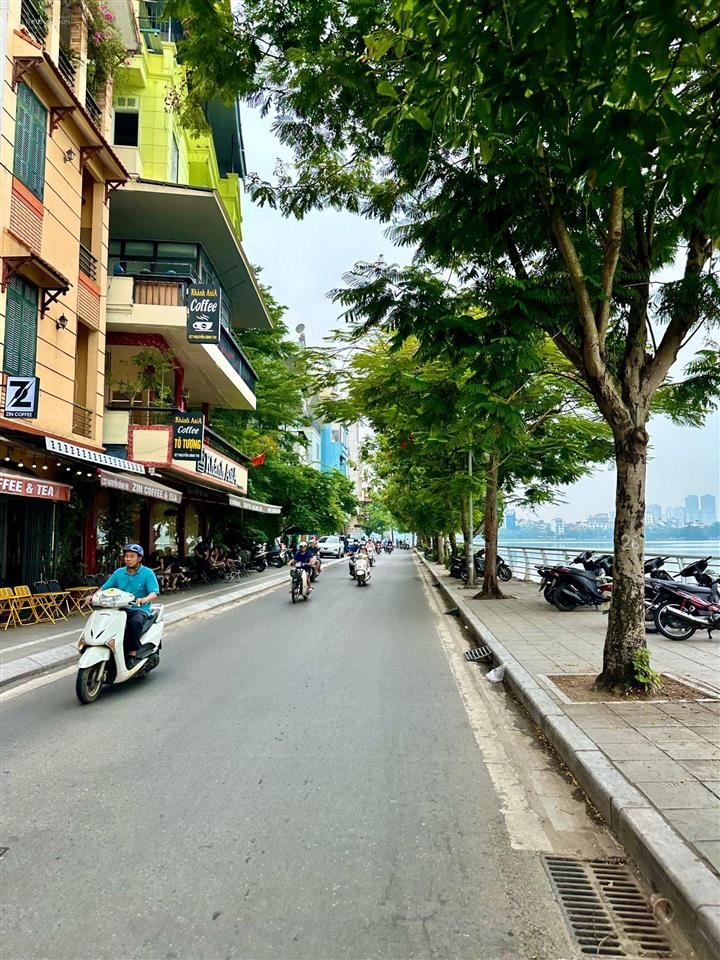 Cần bán nhà mặt phố từ hoa, tây hồ. dt 280m2 x 6t, mt 11,6m. vị trí đẹp  view ôm toàn cảnh hồ tây