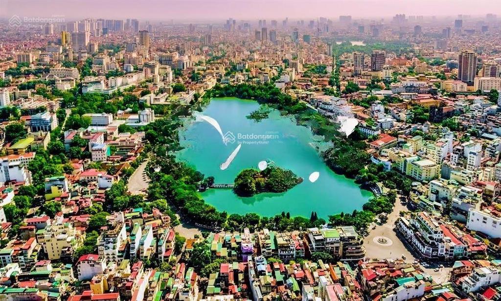 Cần bán nhà mặt phố tràng thi, hoàn kiếm dt 55m2 x 7t, mt 5m. thang máy, vị trí đoạn đẹp sầm uất