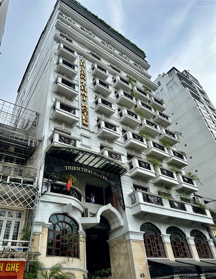 Cần bán nhà mặt phố nguyễn trường tộ, ba đình. dt 130m2 x 6t, mt 6m. vị trí rất đẹp, kd sầm uất