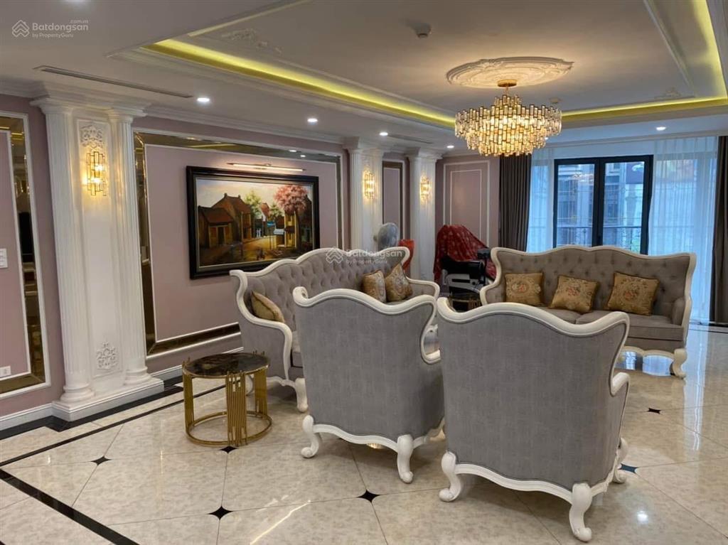 Cần bán nhà mp tôn đức thắng, đống đa. dt sổ 110m2 x 7t, mt 4,5m. thang máy  vị trí đẹp nhất phố