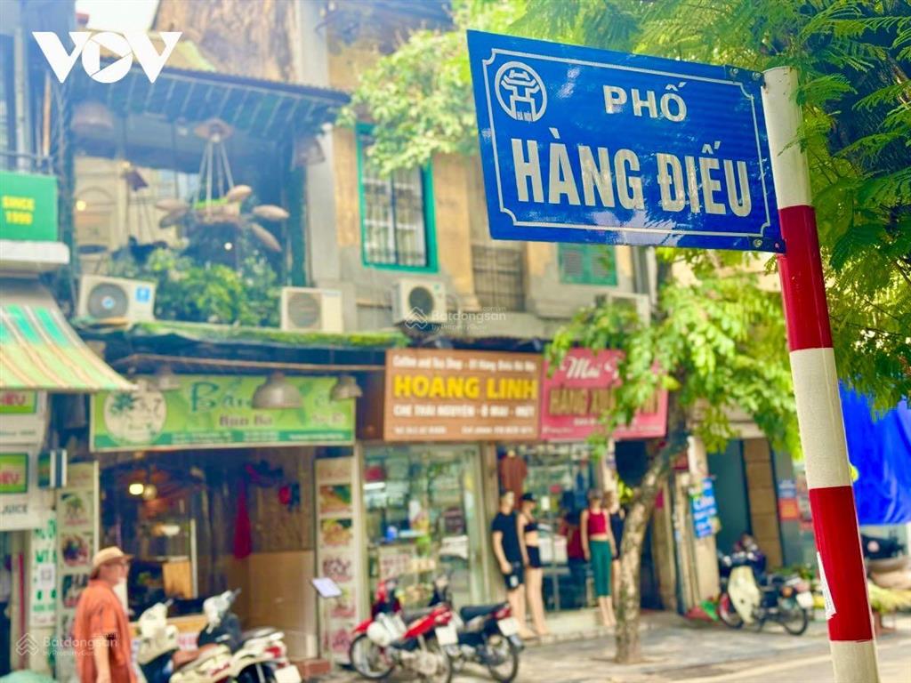 Cần bán nhà mặt phố hàng điếu, quận hoàn kiếm. dt 70m2 x 7t, mt 5m. vị trí đẹp phố  kd sầm uất