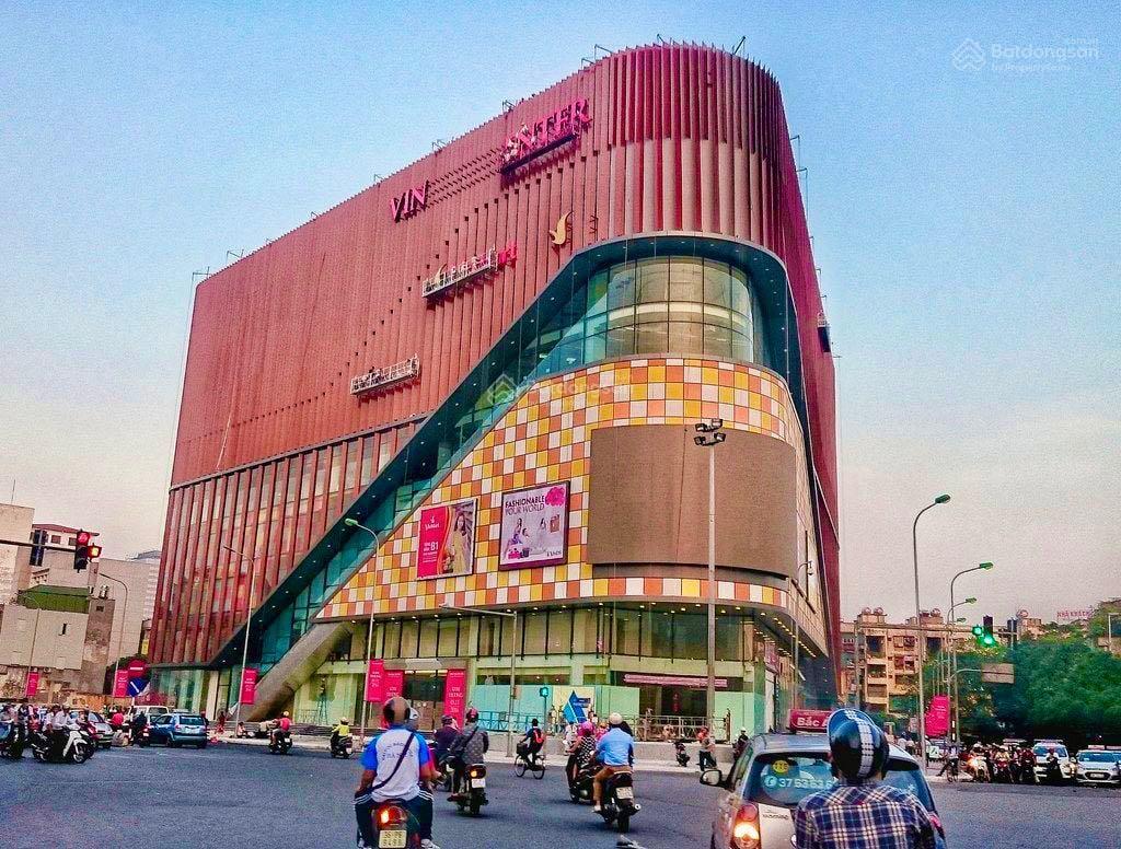 Cần bán nhà mặt phố huỳnh thúc kháng, quận đống đa. dt sổ 70m2 x 7t, mt 5m. vị trí đẹp, kd sầm uất