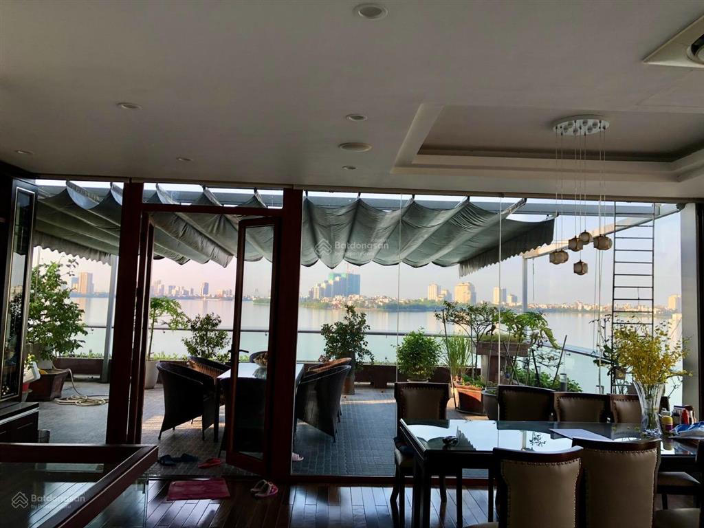 Cần bán nhà mặt phố trích sài, quận tây hồ. dt 155m2 x 5t, mt 7m.vị trí nhà đẹp, ôm trọn vẹn mặt hồ