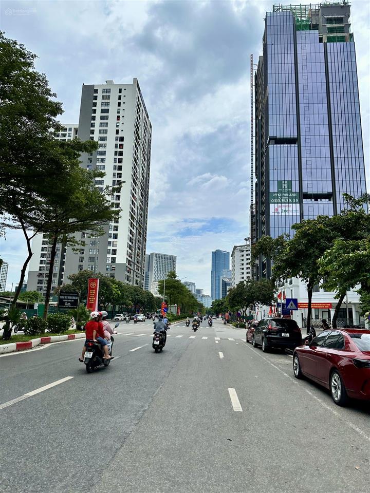 Cần bán nhà lô góc sổ đỏ lâu dài mặt phố lê đức thọ, quận nam từ liêm. dt 1550m2 x mt 60m. giá tốt