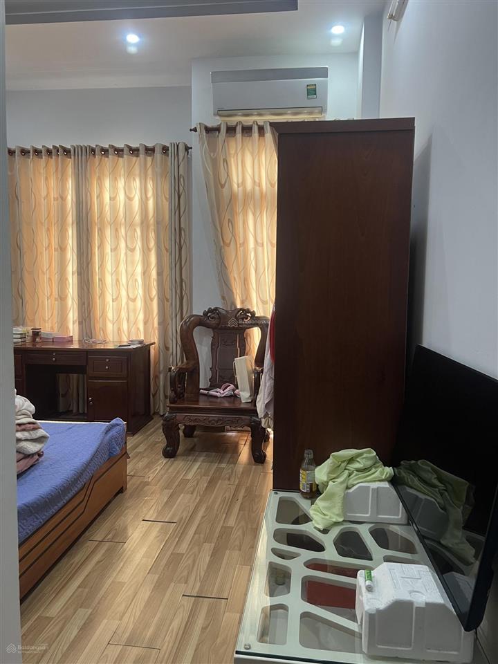 Bán nhà mặt tiền đường 42. p. bình trưng  0904 433 *** để biết thêm thông tin