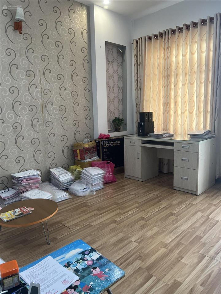 Bán nhà mặt tiền đường 42. p. bình trưng  0904 433 *** để biết thêm thông tin