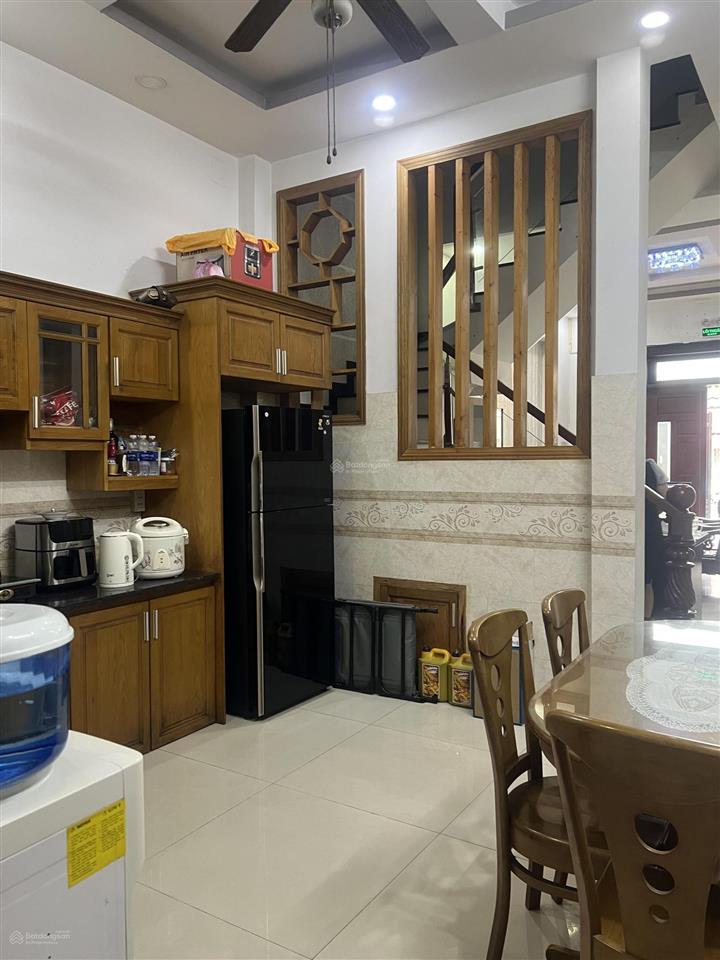 Bán nhà mặt tiền đường 42. p. bình trưng  0904 433 *** để biết thêm thông tin