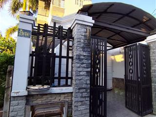 Nhà 3 tầng btct  dt 6x18m  hxh  tân hiệp 8  100m ra dương công khi  song hành  nhỉnh 4 tỷ