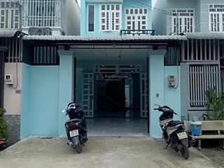 Nhà mặt tiền  dt 125m2  2 tầng btct  đường tân hiệp 39  gần song hành  chợ hóc môn