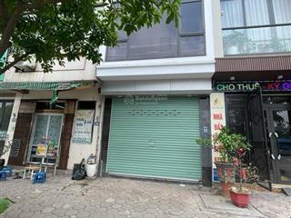 Cho thuê nhà 4 tầng, số 12, nguyễn thời trung, 30m2, mặt tiền 3.9m, giá 9.9 tr/th