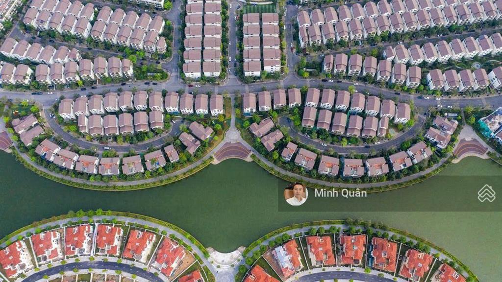 3 căn biệt thự view hồ giá tốt vị trí đẹp cần chuyển nhượng, vị trí đẹp sát bến du thuyền