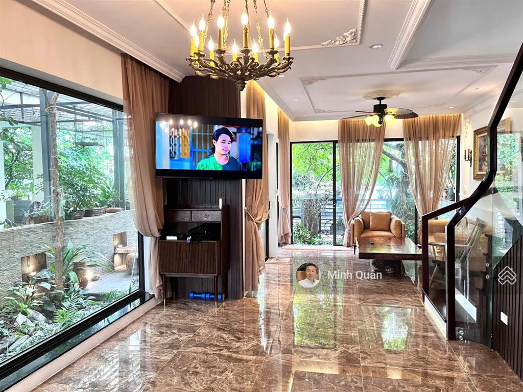 Siêu phẩm song lập tại vinhomes thăng long rộng 130m2, nhà đã hoàn thiện đẹp, giá chỉ 2x tỷ