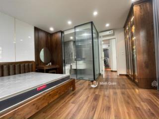 Chính chủ gửi bán gấp căn song lập vinhomes thăng long,căn góc view hồ công viên sân chơi, dt 130m2