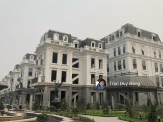 Bt đơn lập 315m2 hướng đb mặt tiền 17.5m 3 tầng 1 tum hoàn thiện mặt ngoài 61 tỷ ở ngay đã có sổ
