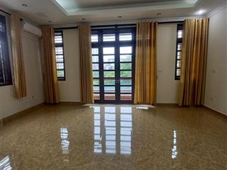 Chính chủ cho thuê nhà lô góc 2 mặt tiền phố đỗ quang gần nguyễn thị định. 85m2 x 5 tầng. thang máy