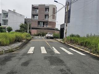 Kdc tín hưng, đường liên phường,phường phú hữu, tp hồ chí minh