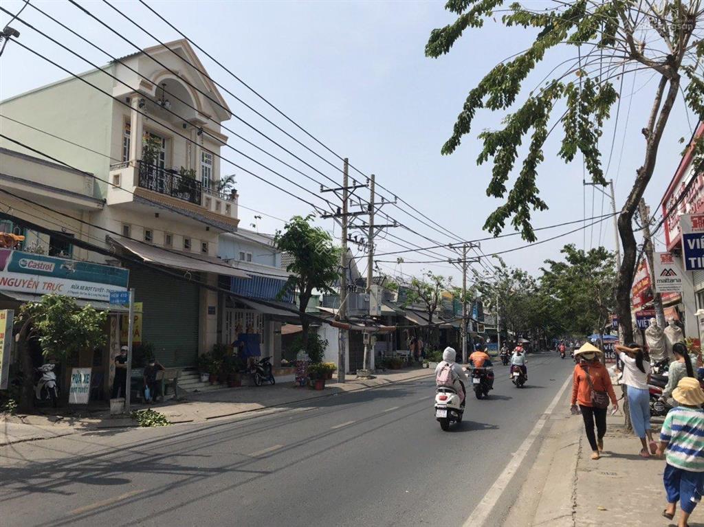 Bán nhanh mặt tiền nguyễn văn tạo  vị trí siêu đẹp, giá trị cao