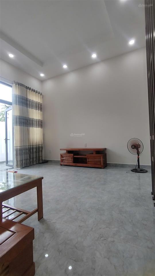 Nhà đẹp long thới 5x20m hẻm ô tô giá chỉ 4.1 tỷ