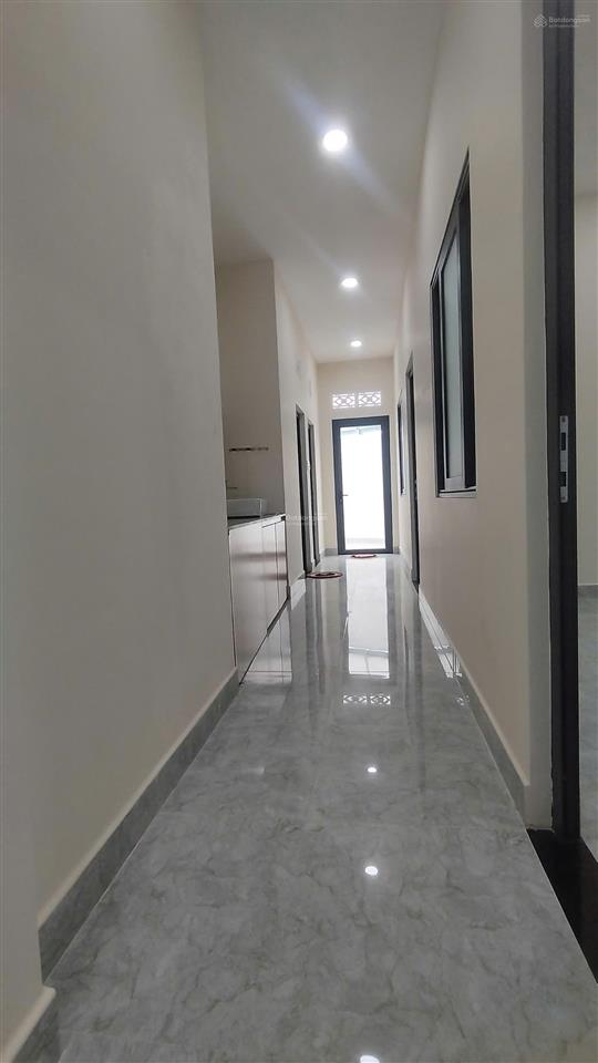Nhà đẹp long thới 5x20m hẻm ô tô giá chỉ 4.1 tỷ