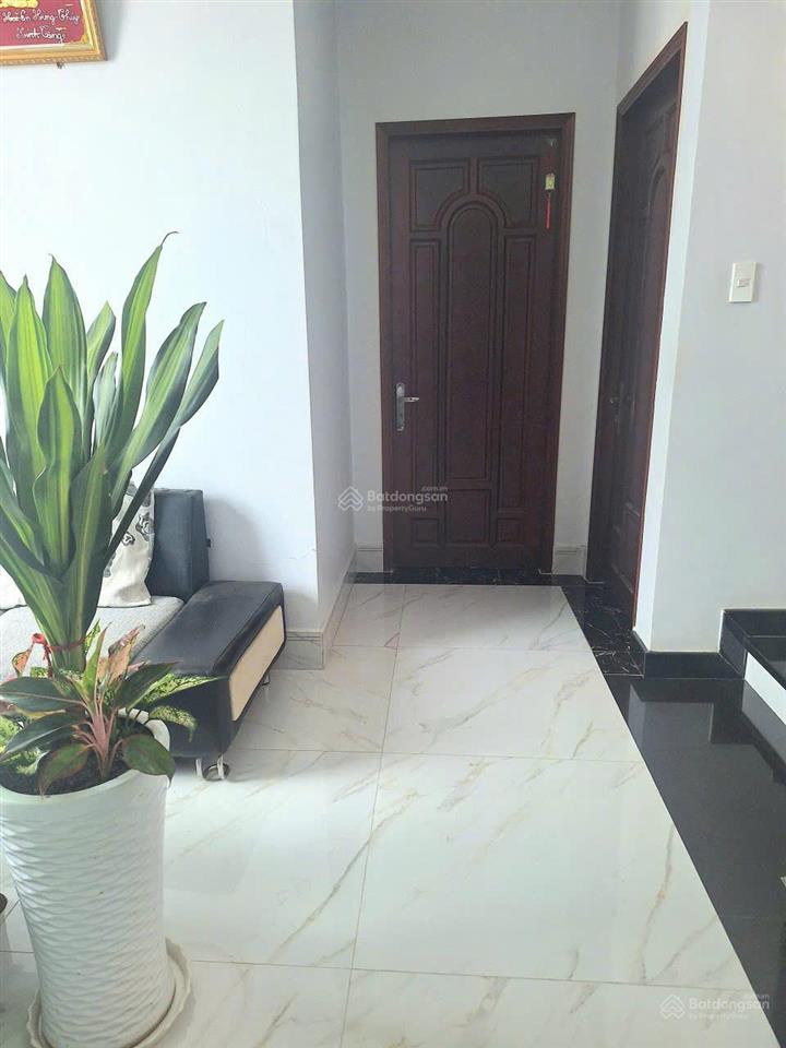 Biệt thự 10x20m 1 trệt 2 lầu ngay kdc đại phúc, bình chánh  19 tỷ